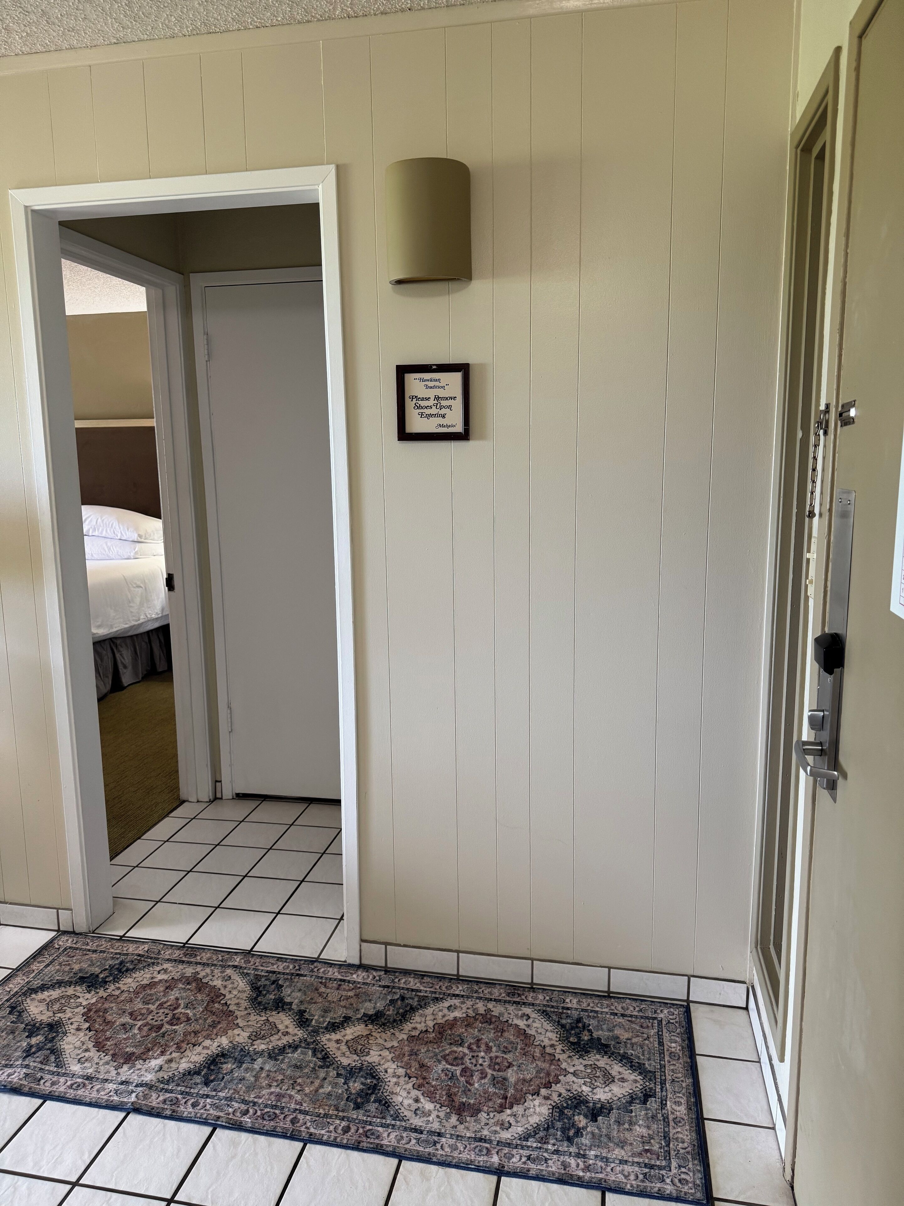 1 slaapkamer, een strijkplank/strijkijzer, gratis wifi, beddengoed