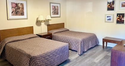 Shady Grove Motel