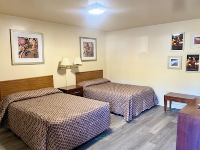 Shady Grove Motel