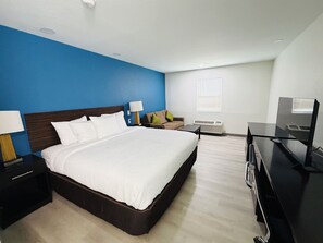 Standard-Einzelzimmer, 1 King-Bett und Schlafsofa | Essbereich im Zimmer