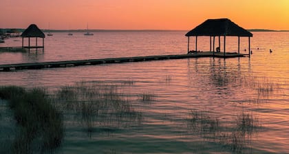 Viajero Bacalar Hostel