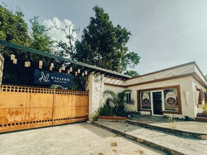 Front of property - Viajero Bacalar Hostel (Bacalar)