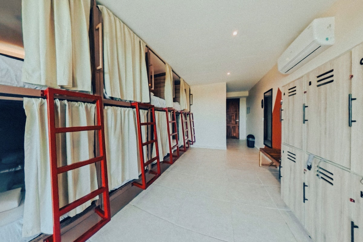 Shared Dormitory, 1 Twin Bed, 2 Bathrooms | Soundproofing, free WiFi, bed sheets