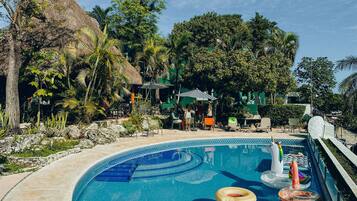 Alberca al aire libre