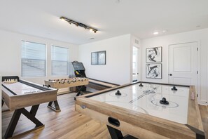 Game room - Villa Novello: Modern 4BR with Heated Pool, Spa and Pickleball-Winter Special! (Indio)