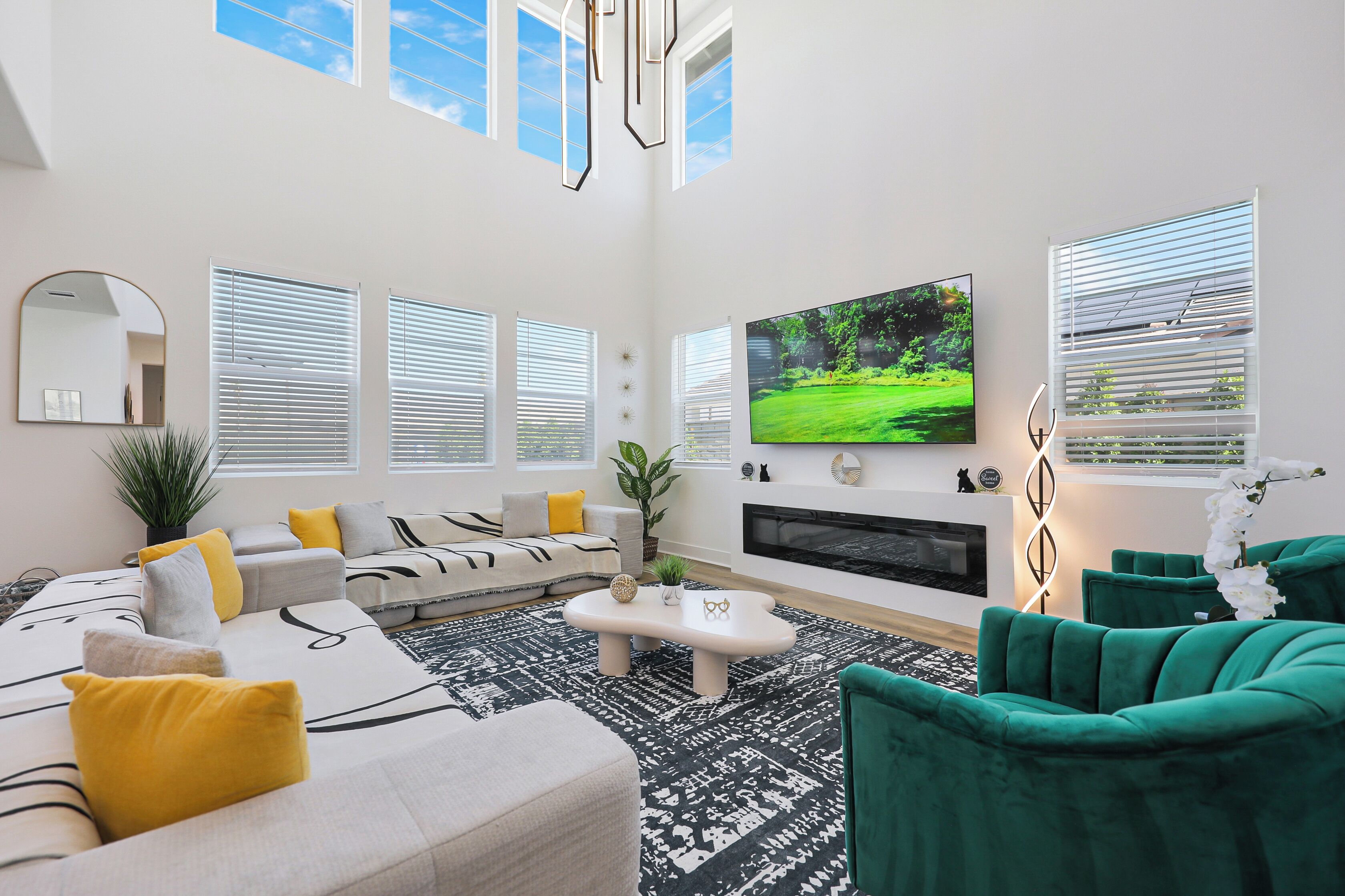 Smart-tv, pejs, bordfodbold