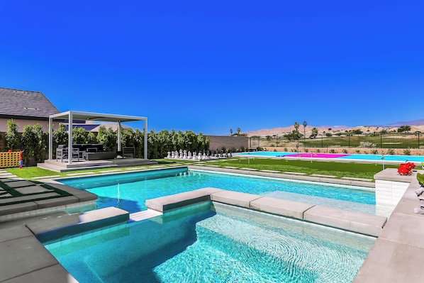 Outdoor pool, a heated pool - Villa Novello: Modern 4BR with Heated Pool, Spa and Pickleball-Winter Special! (Indio)