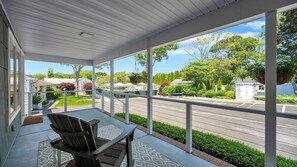 Suite, 1 Queen Bed (The Drake Inn One-Bedroom - Unit 6) | Terrace/patio