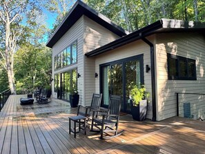 Terrace/patio - DeerSong Cottage -W/ Private Hot Tub Under The Stars (Highlands)