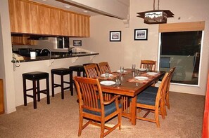 Unclassified image, 4 of 11, button