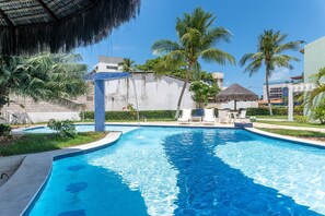 Vila | Piscina | Piscina externa