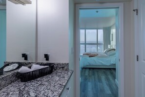 1 bedroom, Internet