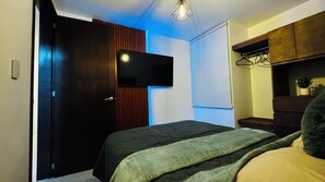 Fer et planche à repasser, Wi-Fi, literie fournie