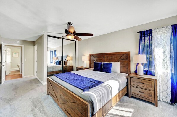 Deluxe Apartment, 4 Bedrooms, Non Smoking, City View | Free WiFi