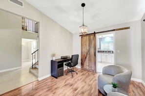 Deluxe Apartment, 4 Bedrooms, Non Smoking, City View | Living area