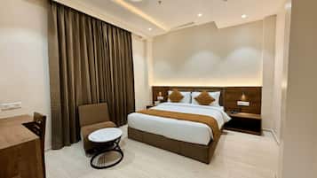 Deluxe Double Room | Premium bedding, desk, laptop workspace, free WiFi