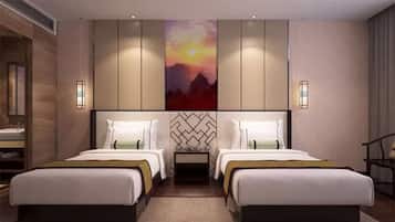 Executive Double or Twin Room | Desk, laptop workspace, free WiFi