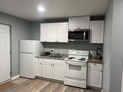 Charming ADU in El Centro with AC