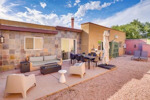 Outdoor dining - The Grove House
Entire home In Tucson, Arizona (Tucson)