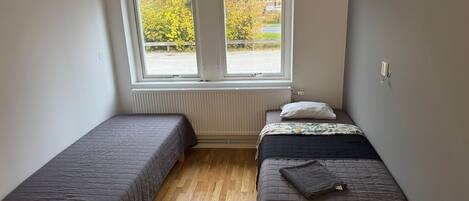 1 habitación, wifi gratis y ropa de cama