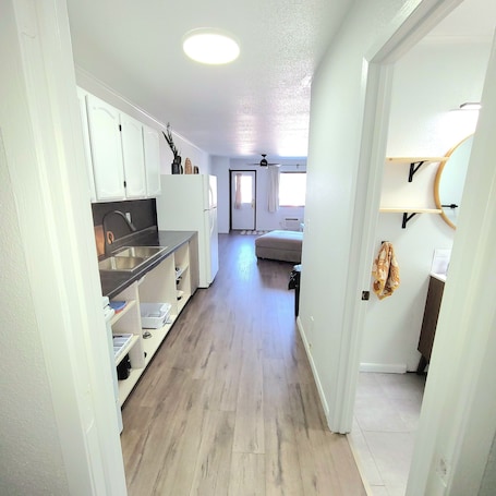 Interior. Terrific Apartment in Estherville-Steps to 2nd Floor