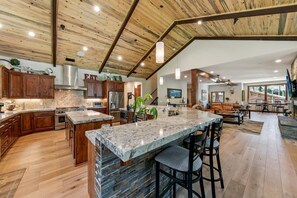 Imagen sin descripción, 2 de 41, botón