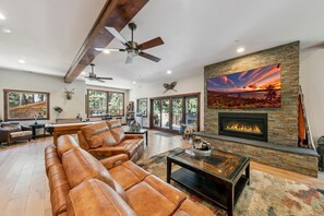 Imagen sin descripción, 3 de 41, botón