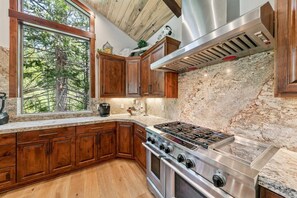 Imagen sin descripción, 4 de 41, botón