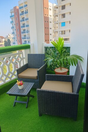 Property grounds - Nova Stays 1-Bedroom Apartment with Private Pool & Uninterrupted Seaview (Mombasa)