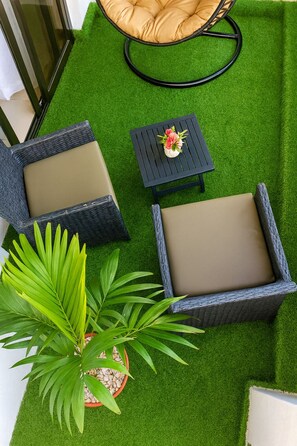 Property grounds - Nova Stays 1-Bedroom Apartment with Private Pool & Uninterrupted Seaview (Mombasa)