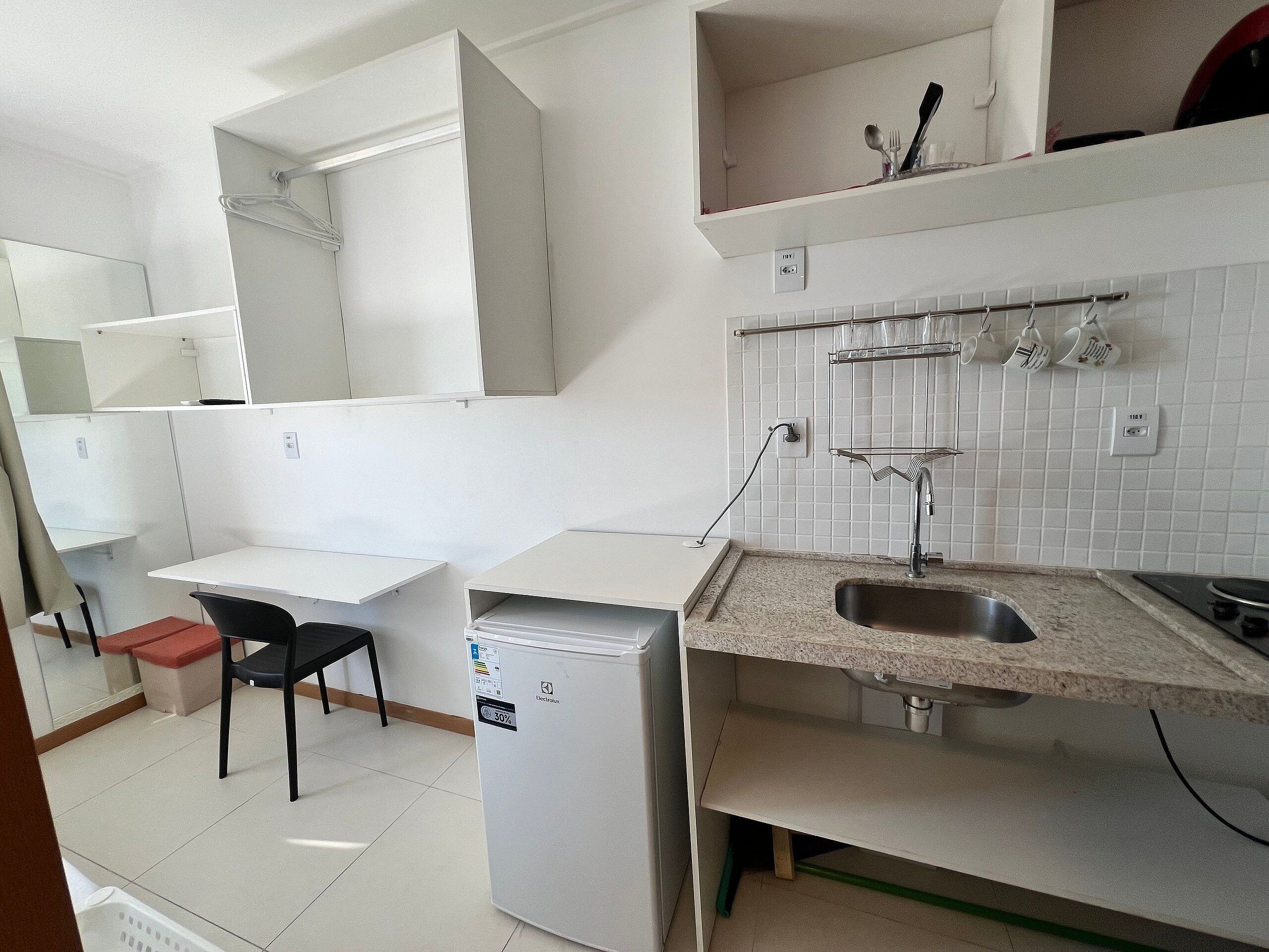 Basic Apartment | Private kitchen