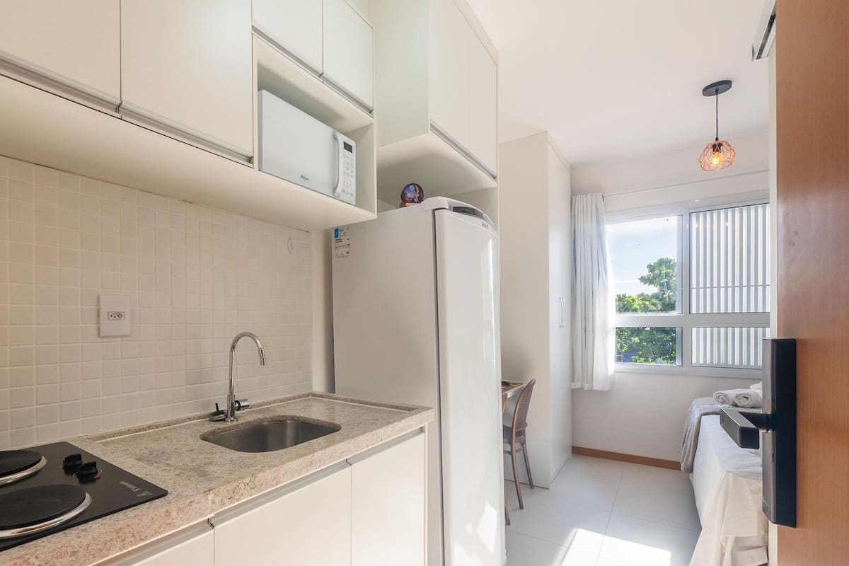 Basic Apartment | Private kitchen