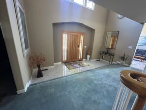 Interior - Family Friendly 4BR/3BA Estate on 8 Acres — Room to Gather, Dine, & Relax (Oak Run)