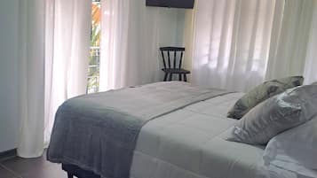 WiFi, bed sheets