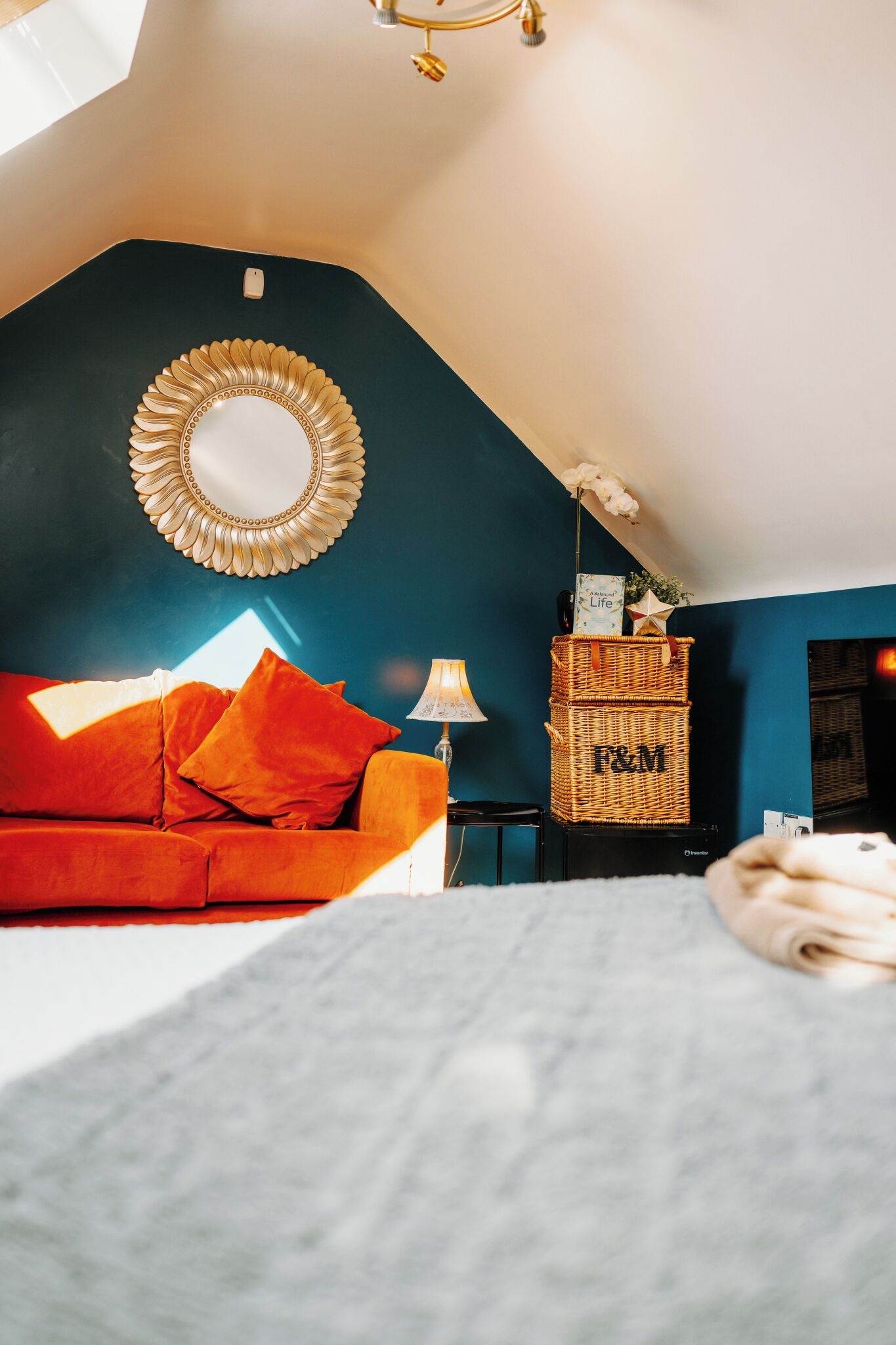 Deluxe Double Room, Non Smoking | Individually decorated, individually furnished, laptop workspace