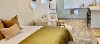 Luxe Studio 3 @ The Quarters