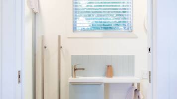 Hair dryer, towels