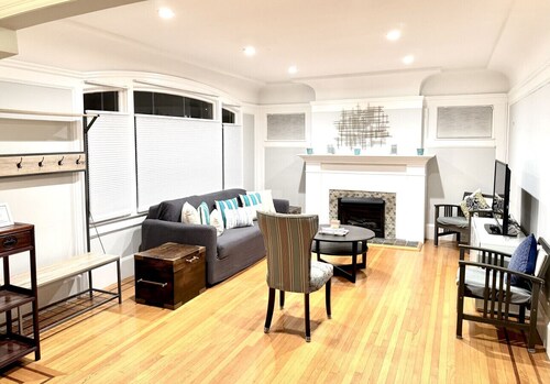 SF Classic Craftsman 3BR/2Bath, Great Location
