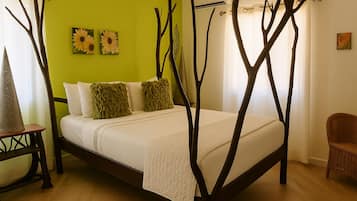 Chambre Triple Luxe, piscine privée, vue montagne