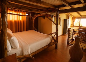 Luxury Triple Room, Private Pool, Mountain View | In-room safe, individually decorated, individually furnished