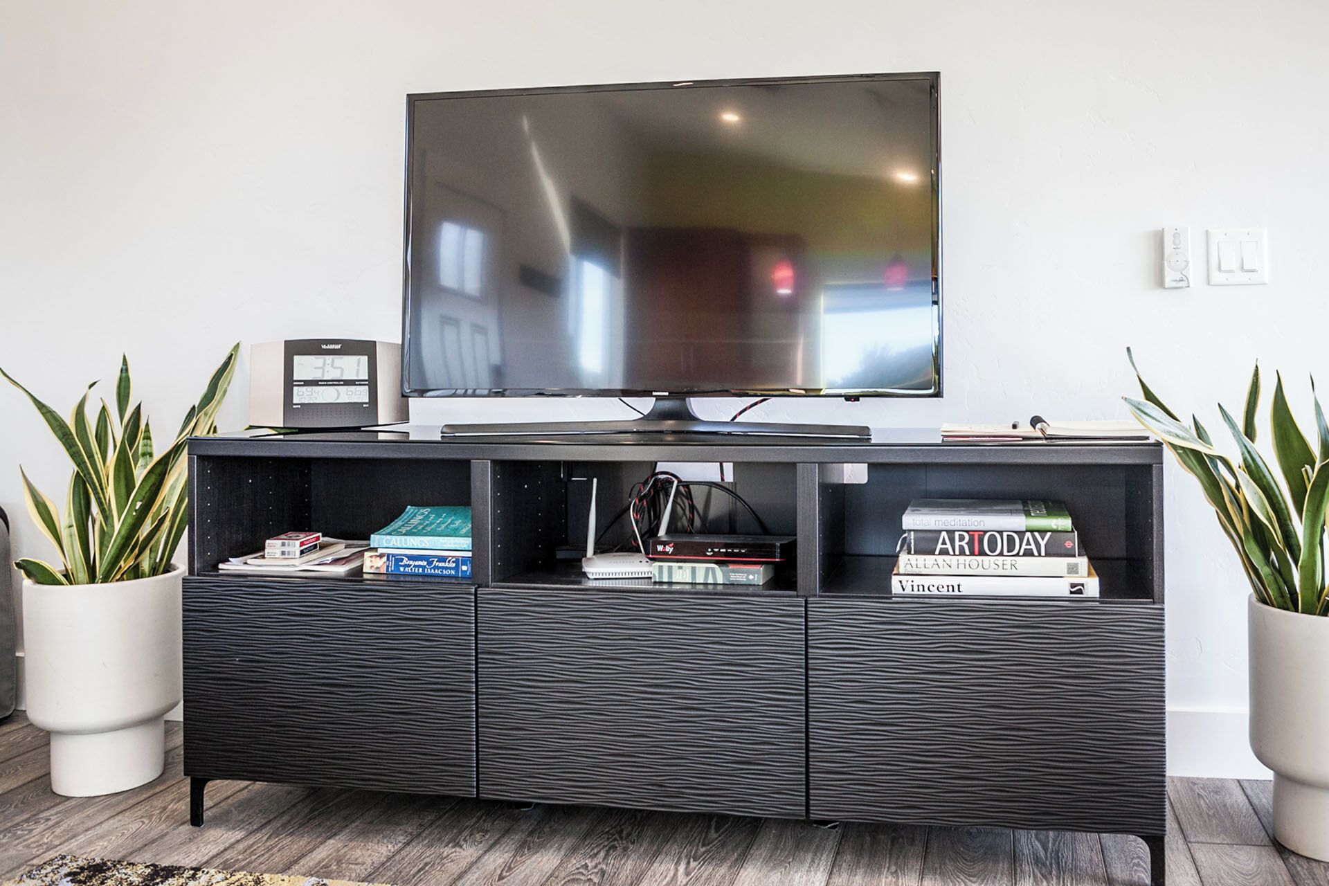 المنشأة من الداخل