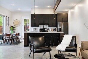Interior - Boise Whitewater Villa  Heated Pool and Spa and only 3 blocks from the pristine Boise Whitewater park and Greenbelt! (Boise)