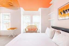 4 bedrooms, iron/ironing board, travel cot, free WiFi