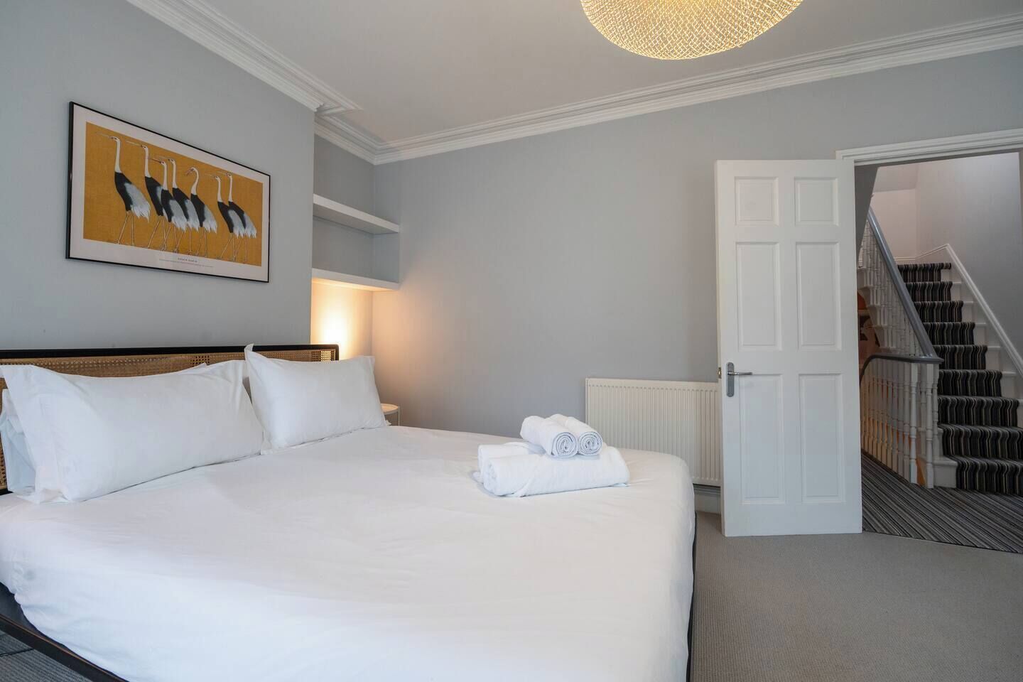 4 makuuhuonetta, silitysrauta/-lauta, vauvan matkasänky, ilmainen Wi-Fi