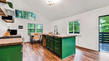 Microwave, oven, stovetop, dishwasher