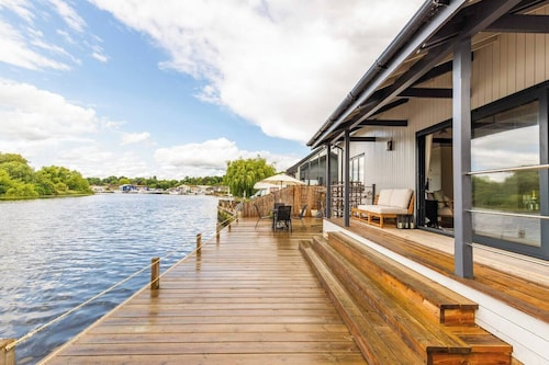 Innisfree House by Leap Escapes