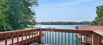 Lakefront Cabin on Watts Bar Lake | Private Dock & Views