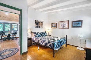 2 chambres, lit parapluie, Wi-Fi, draps fournis