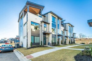 Exterior - Stylish Southside Home in the Heart of Chattanooga (Chattanooga)