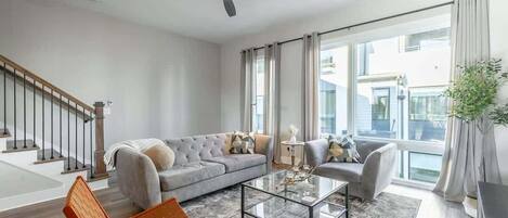 Televisor i oficines